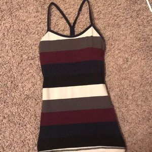 Lululemon workout top